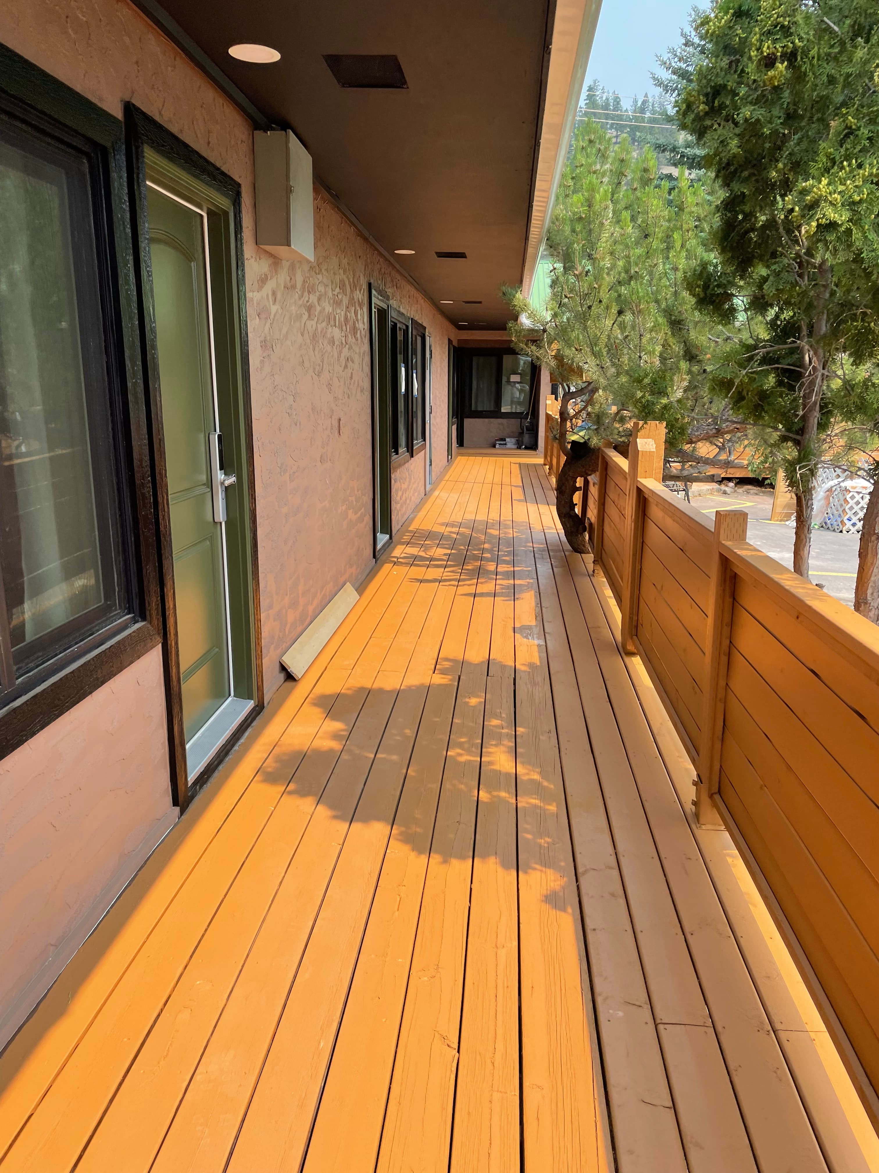 Destination Inn Radium Our Gallery | Destination Inn